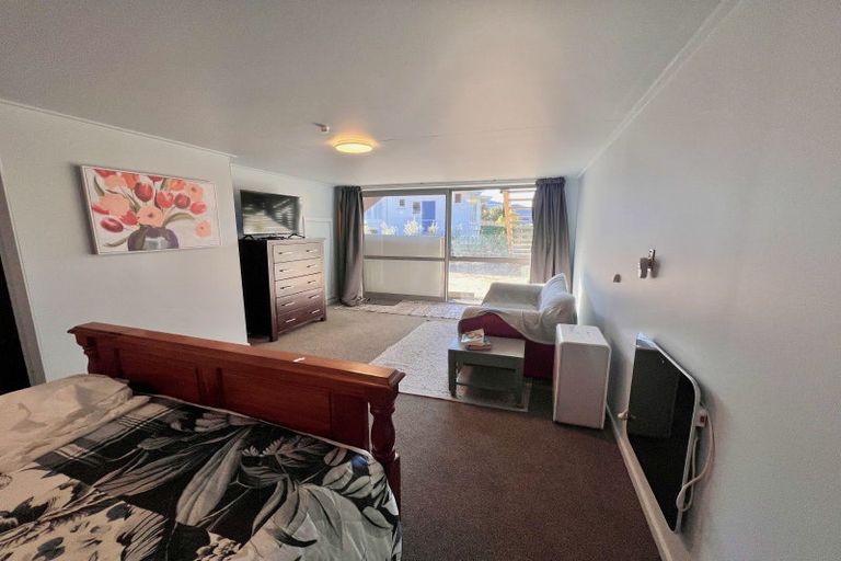 Photo of property in 185 Fernhill Road, Fernhill, Queenstown, 9300