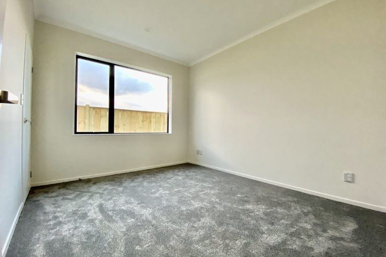 Photo of property in 75 Tir Conaill Avenue, Flat Bush, Auckland, 2019