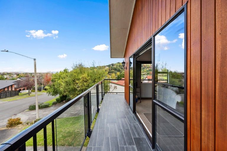 Photo of property in 6 Cumberland Rise, Taradale, Napier, 4112