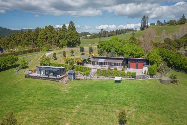 Photo of property in 120 Highridge Road, Clevedon, Papakura, 2582