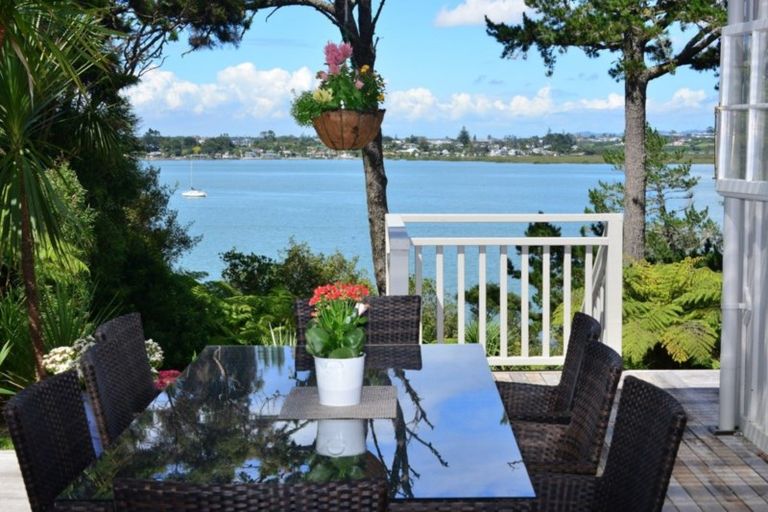 Photo of property in 59 Chatham Avenue, Paremoremo, Auckland, 0632