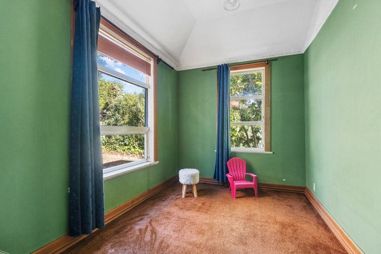 Photo of property in 131 Main Street, Greytown, 5712