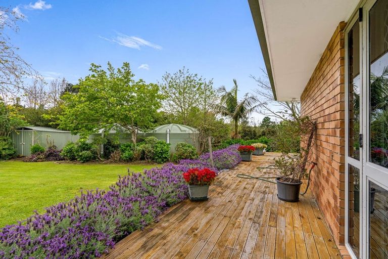 Photo of property in 11 Te Pahi River Drive, Paparoa, Maungaturoto, 0583