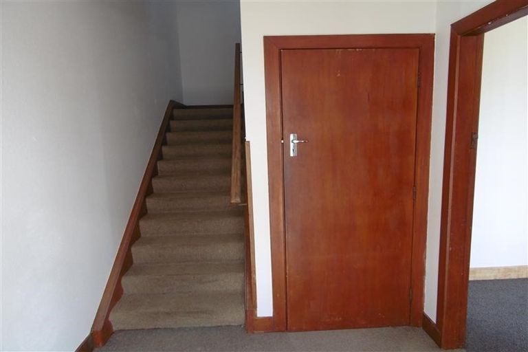 Photo of property in 27 Bulteel Street, New Plymouth, 4310