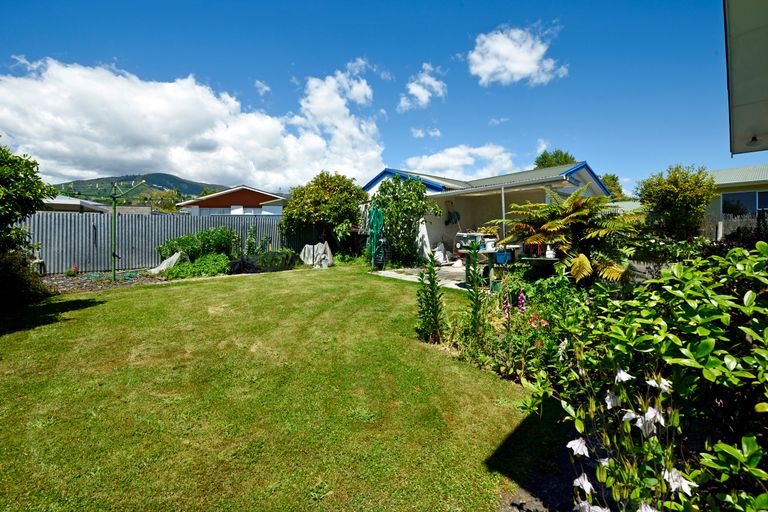 Photo of property in 34 Fergusson Street, Stoke, Nelson, 7011