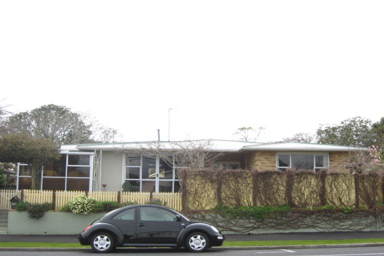 Photo of property in 275 Carrington Street, Vogeltown, New Plymouth, 4310