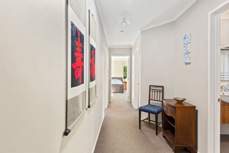 Photo of property in 5 Cridland Place, Halswell, Christchurch, 8025