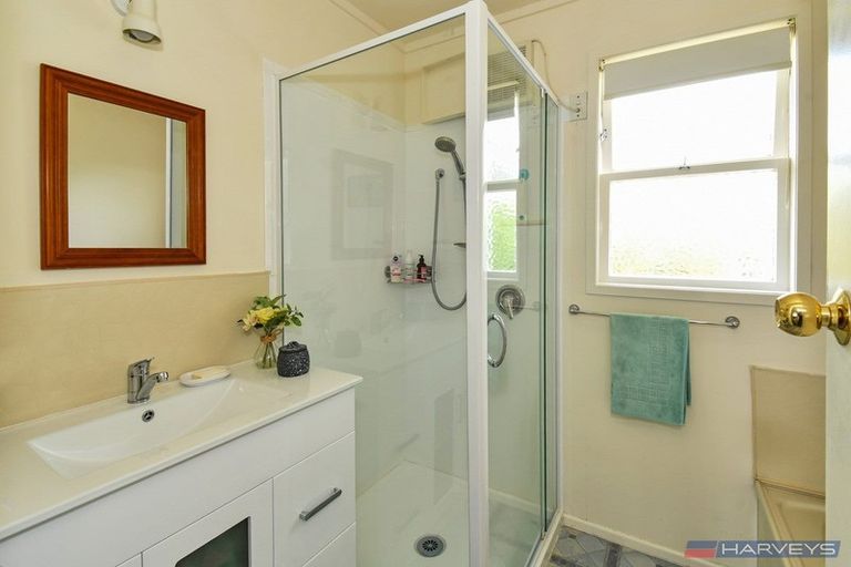 Photo of property in 32 Grande Vue Road, Hillpark, Auckland, 2102