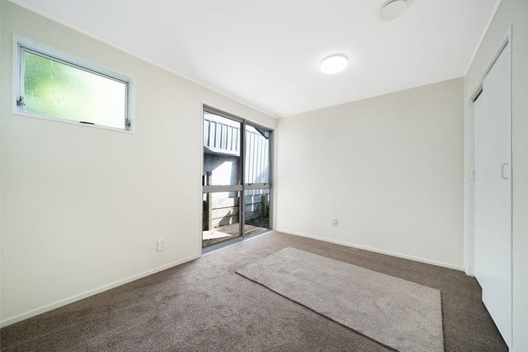 Photo of property in 1/24a Waimumu Road, Massey, Auckland, 0614