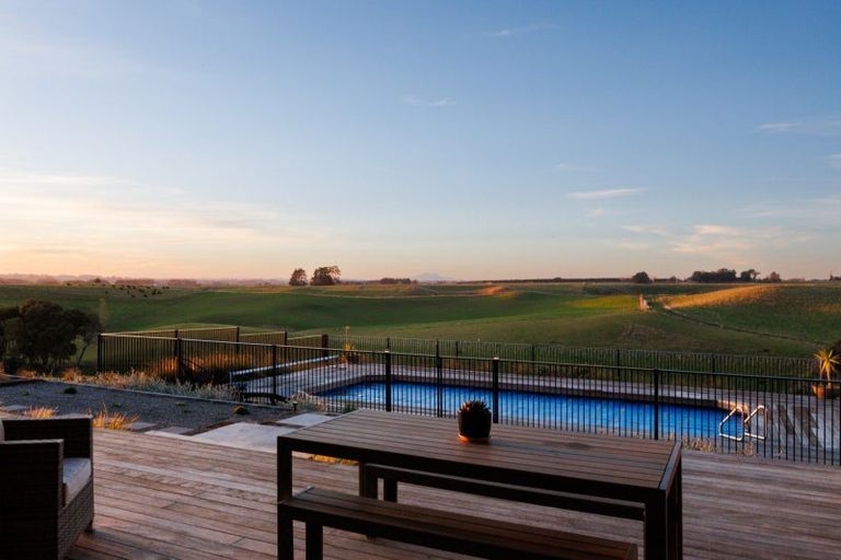 Photo of property in 57 Beechwood Road, Feilding, 4779