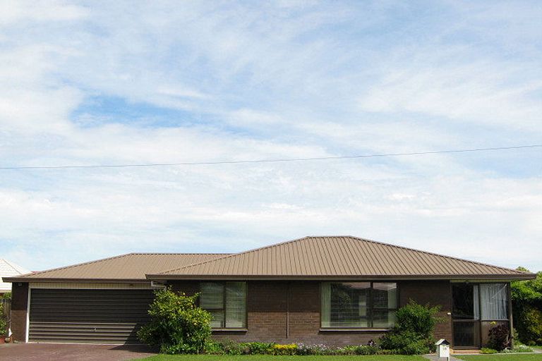 Photo of property in 1/56 Daniels Road, Redwood, Christchurch, 8051