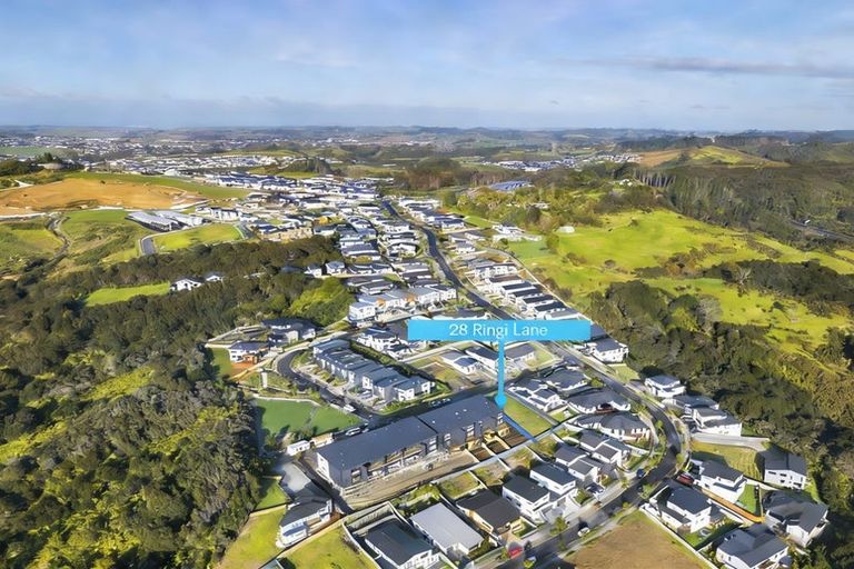 Photo of property in 28 Ringi Lane, Orewa, 0931