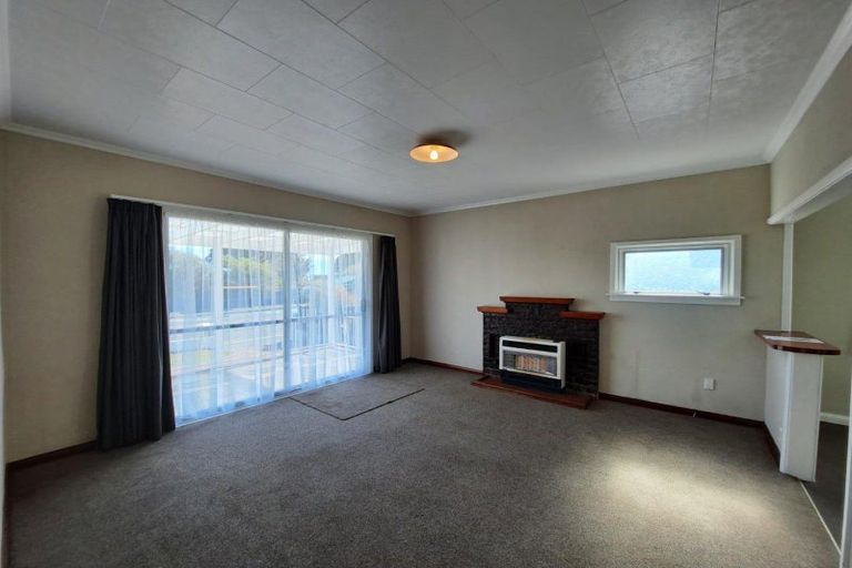 Photo of property in 199 Tukapa Street, Westown, New Plymouth, 4310