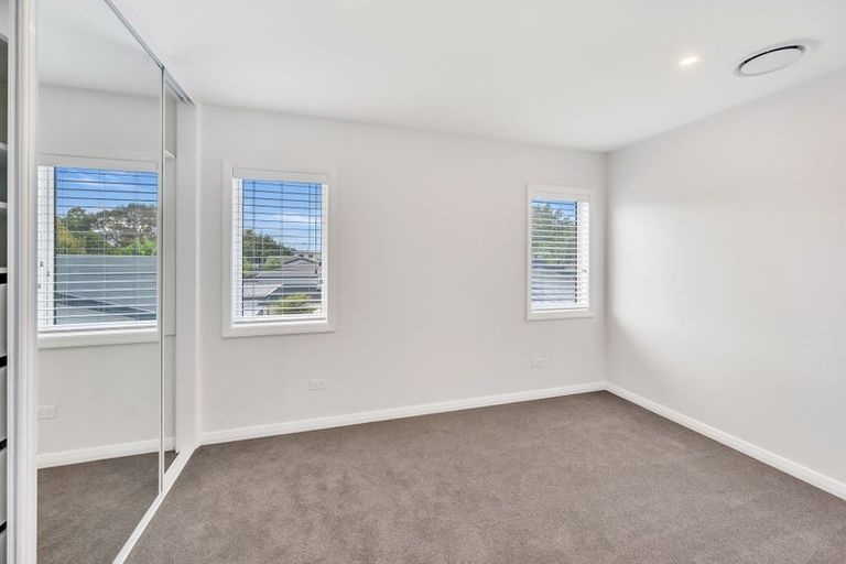 Photo of property in 9a Church Road, Taradale, Napier, 4112