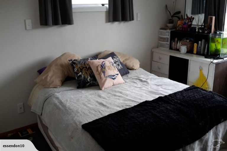 Photo of property in 47 Redwood Avenue, Tawa, Wellington, 5028