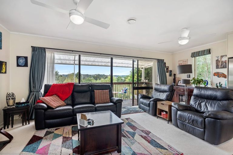 Photo of property in 27 Mcinnes Avenue, Te Kamo, Whangarei, 0112