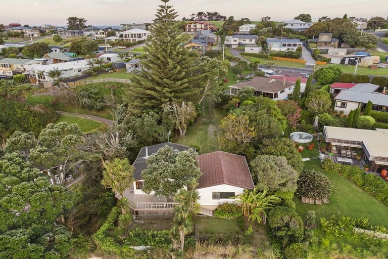 Photo of property in 110 Town Point Road, Maketu, Te Puke, 3189