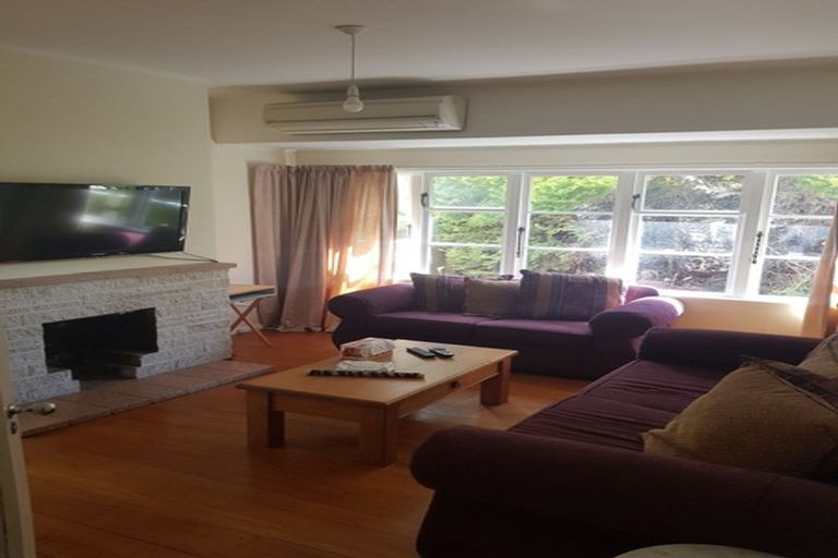 Photo of property in 58 Oxford Terrace, Epuni, Lower Hutt, 5011