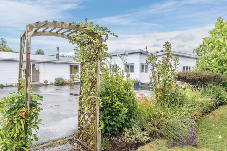 Photo of property in 141 Alexander Road, Raumati Beach, Paraparaumu, 5032