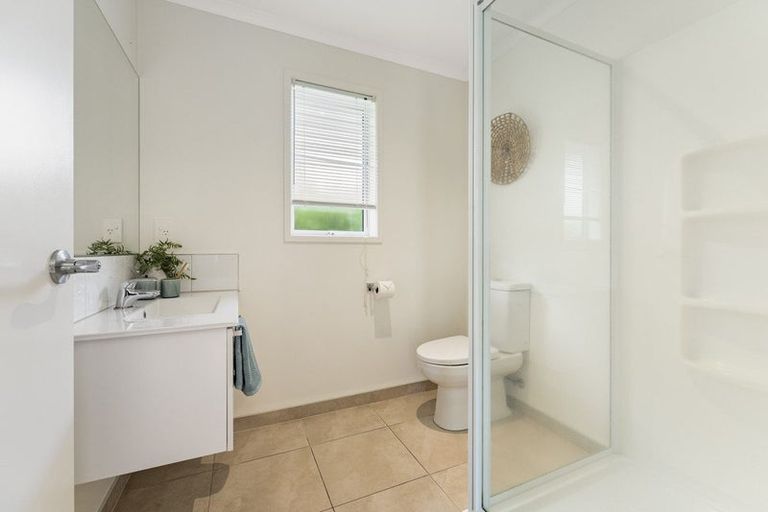 Photo of property in 55 Inverness Drive, Pyes Pa, Tauranga, 3112