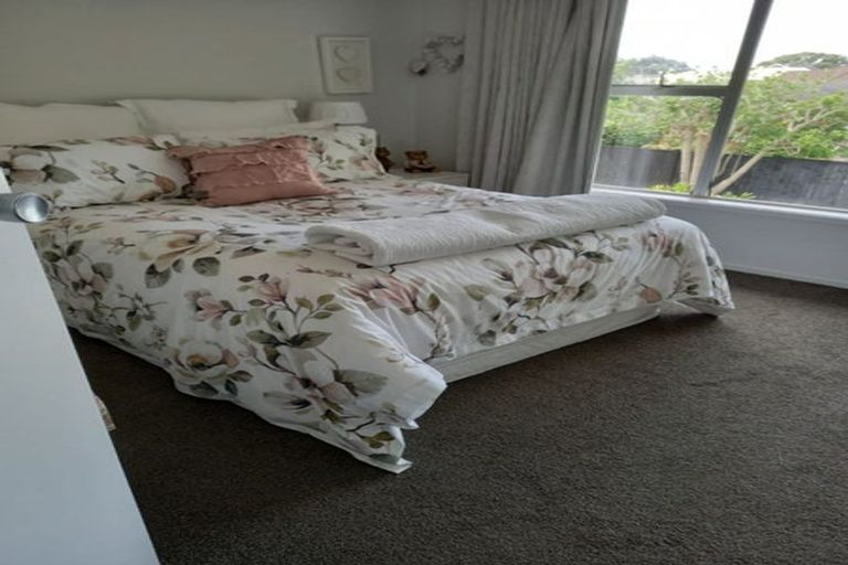 Photo of property in 1/14 Frieston Road, Milford, Auckland, 0620