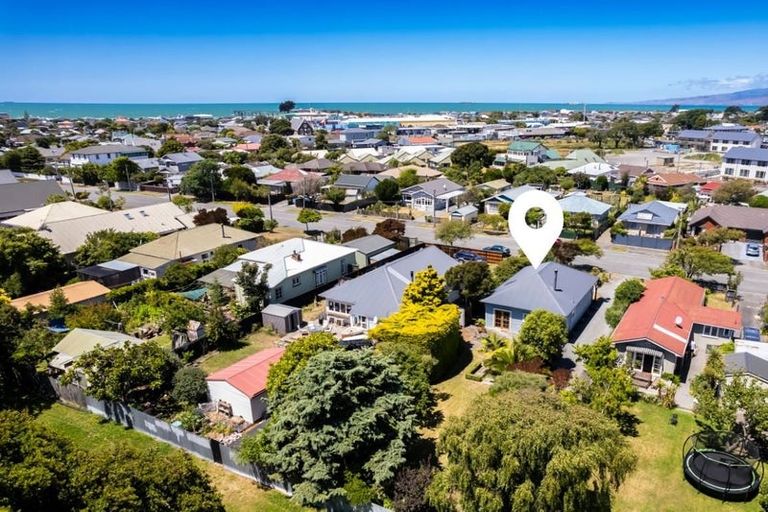Photo of property in 132 Lonsdale Street, New Brighton, Christchurch, 8083