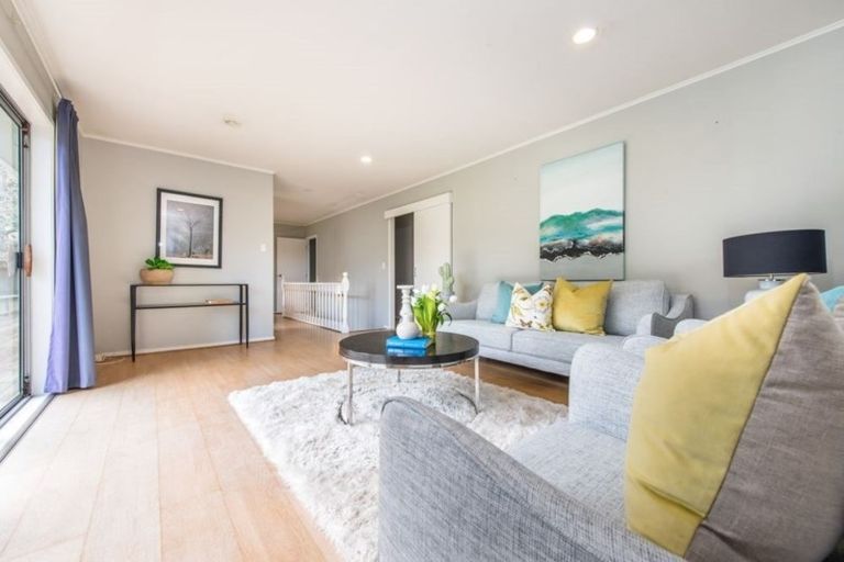 Photo of property in 1 Regatta Road, Torbay, Auckland, 0630