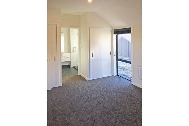 Photo of property in 8 Falconer Rise, Jacks Point, Queenstown, 9371
