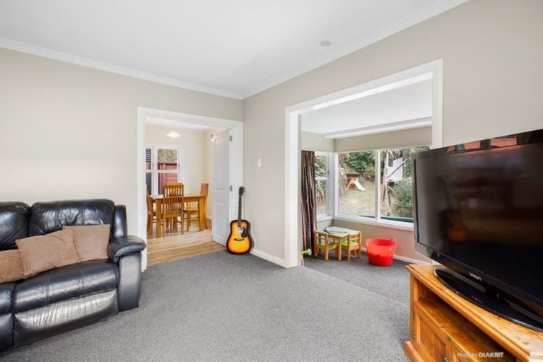 Photo of property in 6 Travers Street, Vogeltown, Wellington, 6021