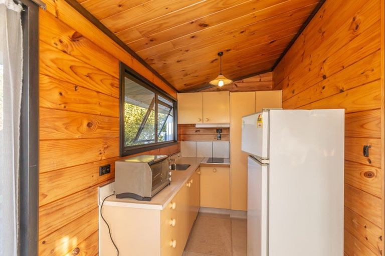 Photo of property in 26 Wakefield Road, Levin, 5571