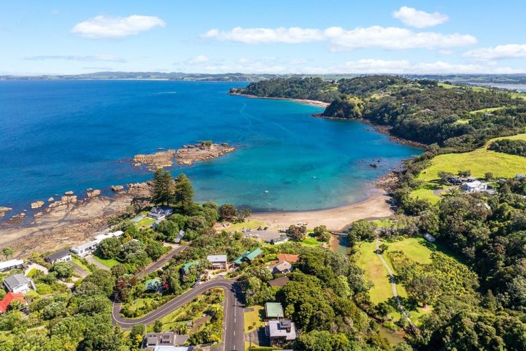 Photo of property in 56 Grand View Road, Leigh, 0985