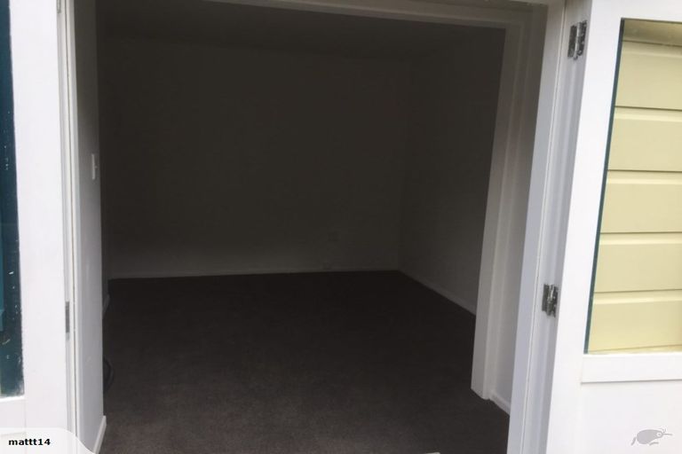 Photo of property in 173 Glenmore Street, Kelburn, Wellington, 6012