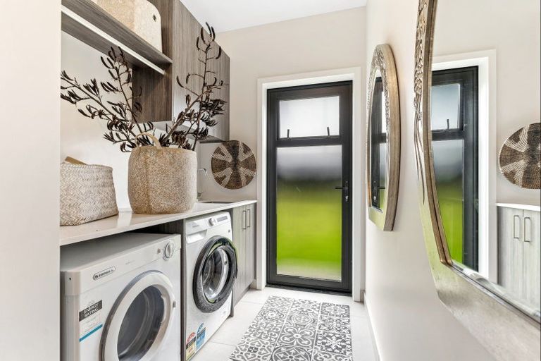 Photo of property in 11 Kiwinui Lane, Warkworth, 0910