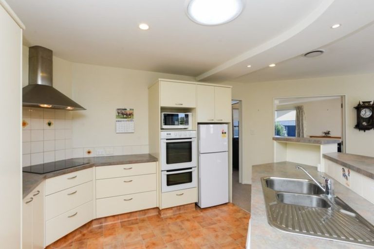 Photo of property in 10 Amner Place, Havelock North, 4130