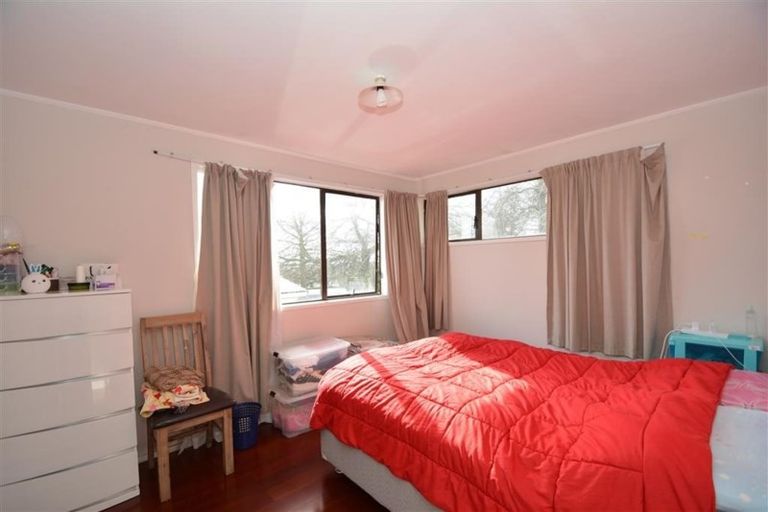 Photo of property in 56 Hollyford Drive, Clover Park, Auckland, 2105