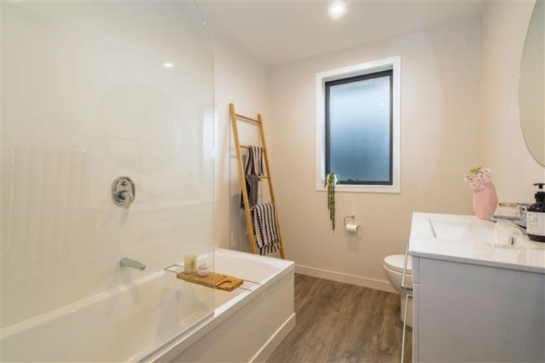 Photo of property in 1b King Street, Mosgiel, 9024