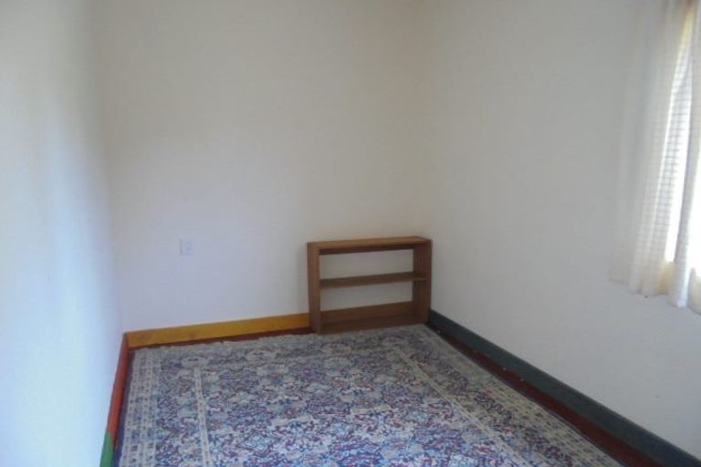 Photo of property in 42 Sarah Street, Waikawa Beach, Levin, 5573