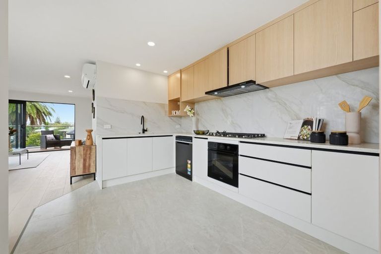 Photo of property in 9a Doughty Place, Otara, Auckland, 2023
