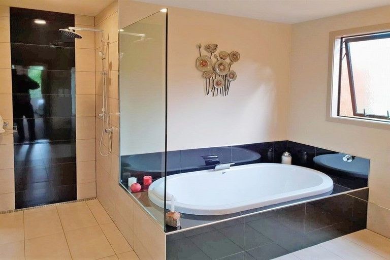 Photo of property in 63a Saxton Road, Upper Vogeltown, New Plymouth, 4371