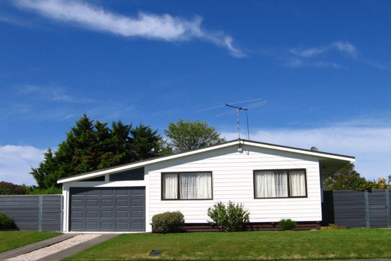 Photo of property in 48 Andrew Street, Elgin, Gisborne, 4010