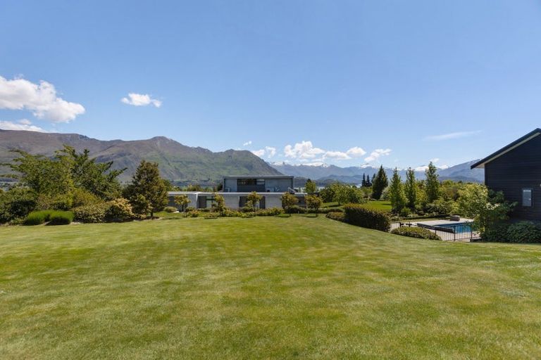 Photo of property in 38 Ridgecrest, Wanaka, 9305