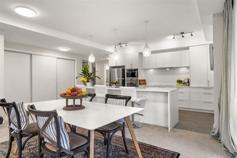 Photo of property in 73 Panorama Heights, Orewa, 0931