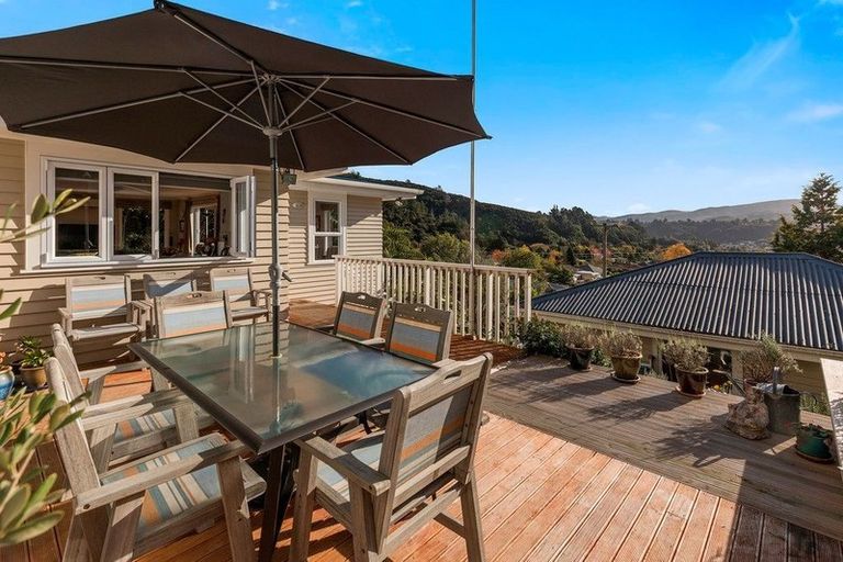 Photo of property in 111 Horoeka Street, Stokes Valley, Lower Hutt, 5019