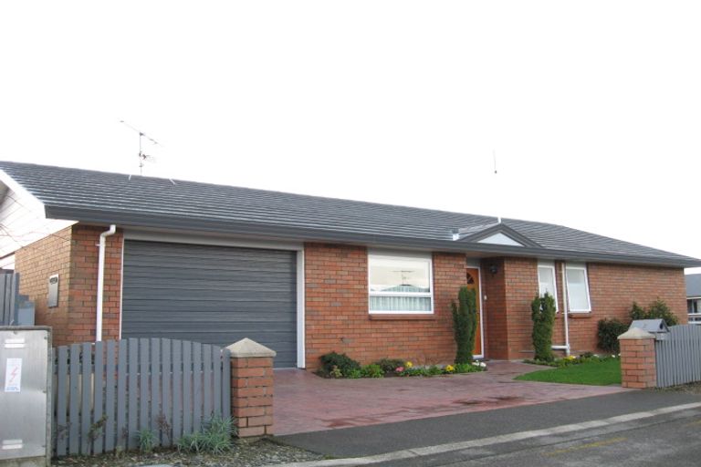 Photo of property in 6 Mcauley Place, Waikiwi, Invercargill, 9810