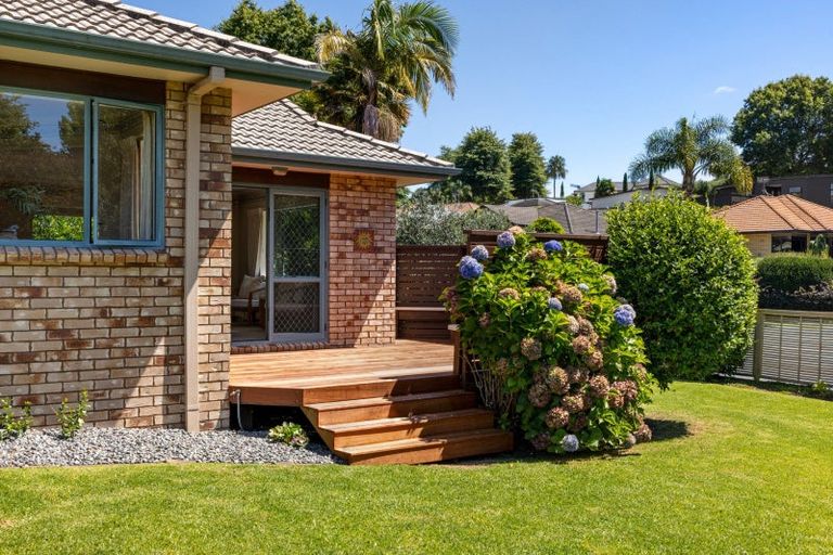 Photo of property in 1 Hadleigh Place, Bethlehem, Tauranga, 3110