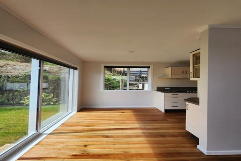 Photo of property in 31 Simons Street, Moturoa, New Plymouth, 4310