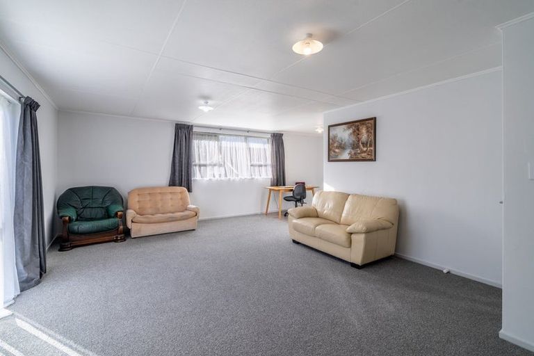 Photo of property in 16 Newbie Street, Heidelberg, Invercargill, 9812