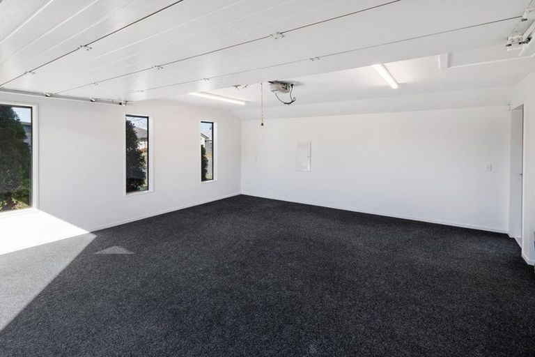 Photo of property in 6 Belgrave Close, Halswell, Christchurch, 8025