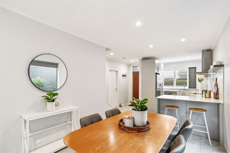 Photo of property in 4 Bomb Point Drive, Hobsonville, Auckland, 0616