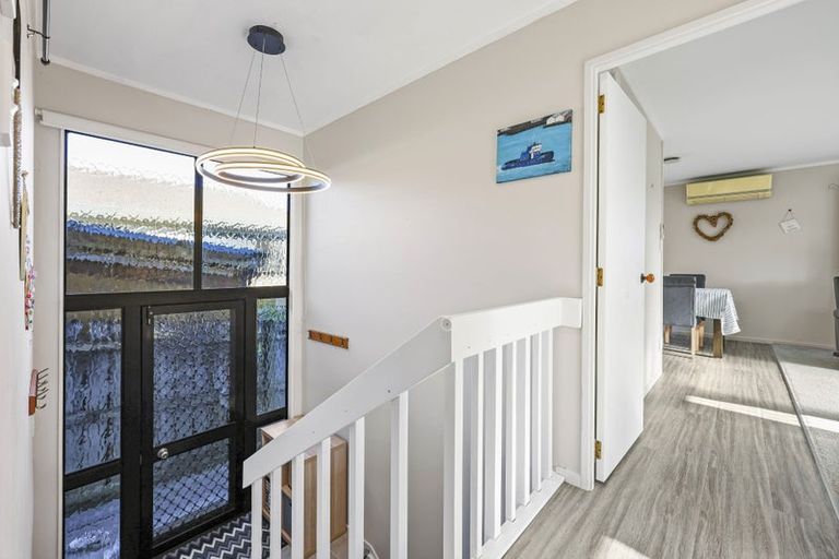 Photo of property in 2/25 Abercrombie Street, Howick, Auckland, 2014